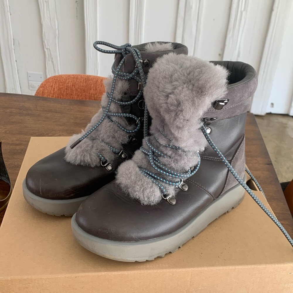 UGG Viki Waterproof Metal Boots